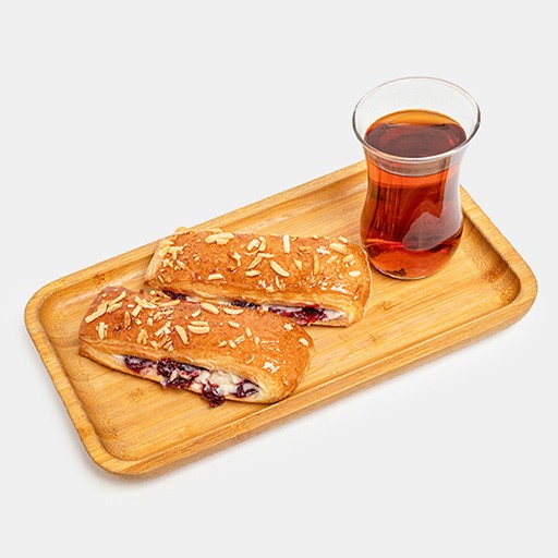 شیرینی دانمارکی آلبالویی